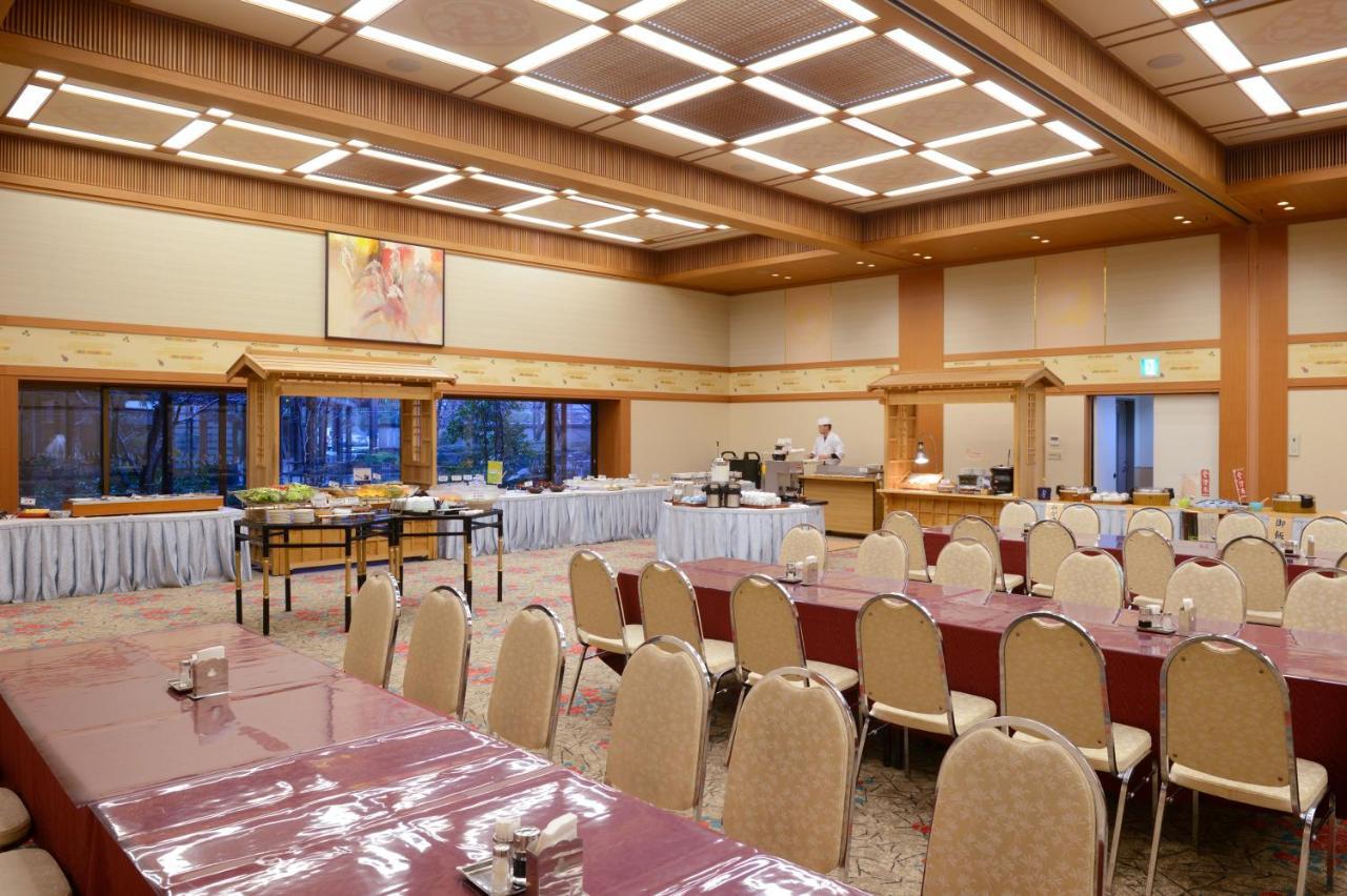 Отель Iizaka Onsen Surikamitei Ohtori Фукусима Экстерьер фото