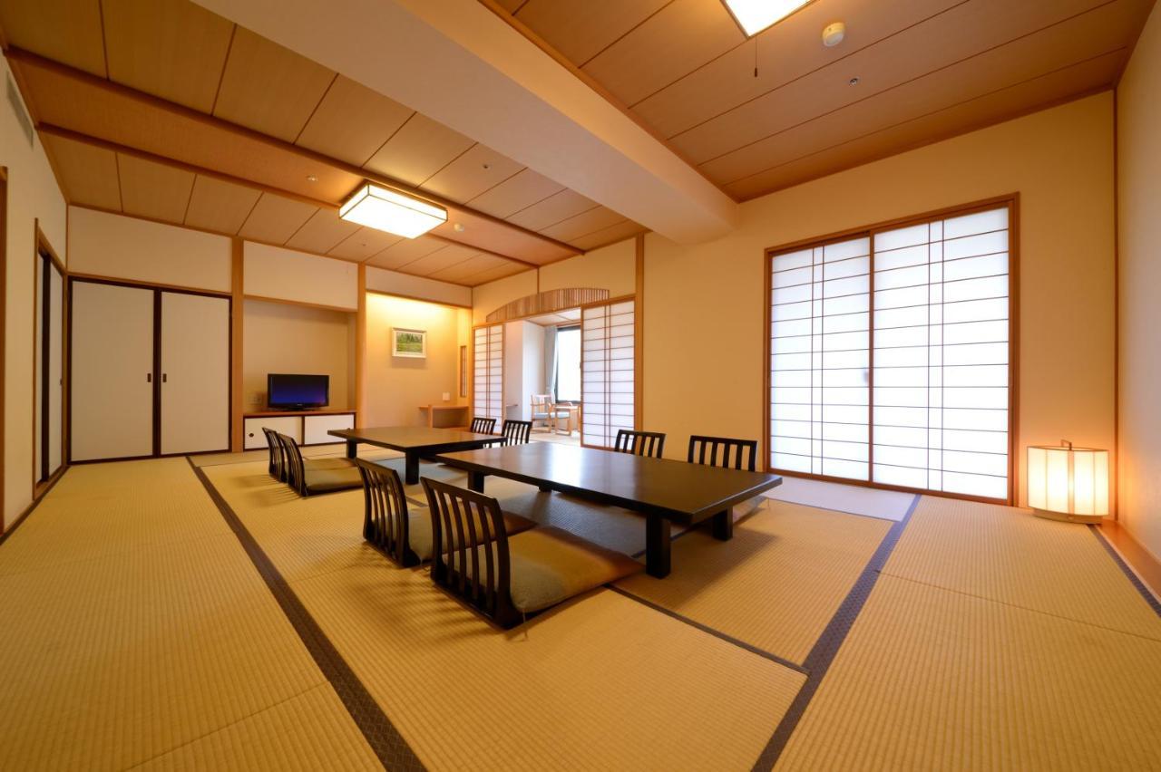 Отель Iizaka Onsen Surikamitei Ohtori Фукусима Экстерьер фото