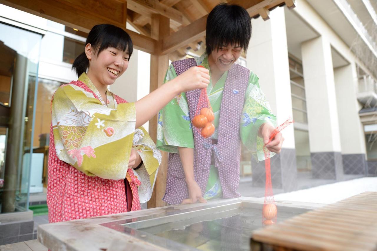 Отель Iizaka Onsen Surikamitei Ohtori Фукусима Экстерьер фото
